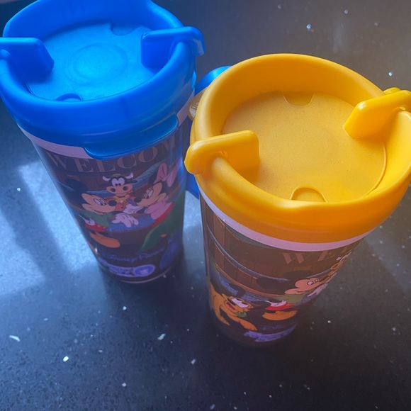 (2) Disney Magic Kingdom Rapid Refill Cups - Picture 2 of 5